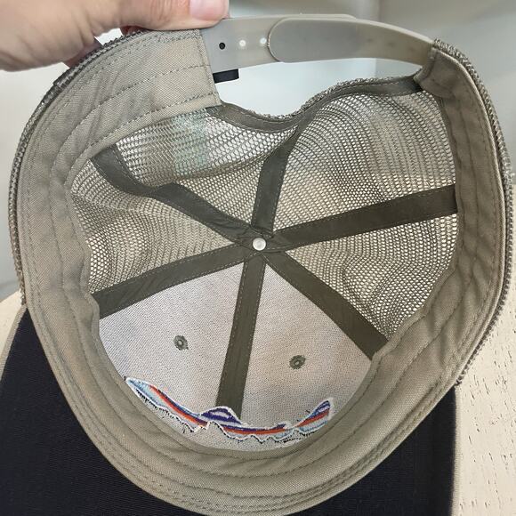 Patagonia Fitz Roy Trout Trucker Hat Cap Mesh Snap Back Tan Embroidered Fish - Picture 7 of 7